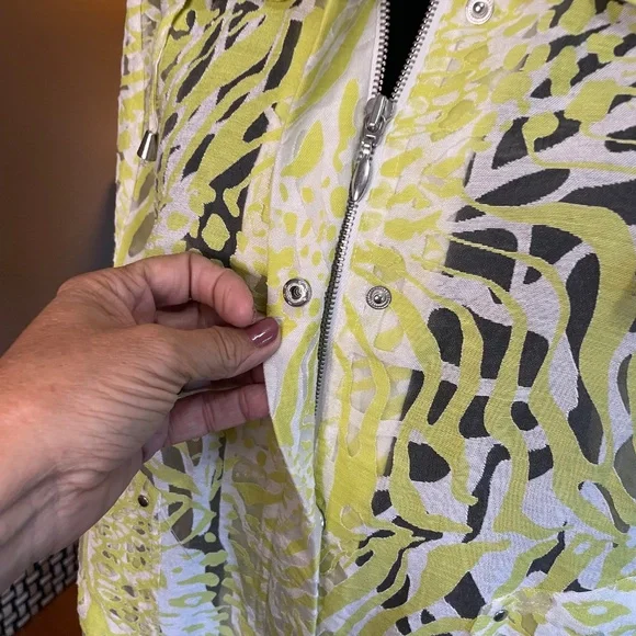 Chico's Jacket. sz XL/16 (Chico sz 3) - Picture 4 of 12